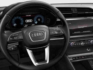 AUDI Audi Q3 Sportback Identity Black 45 TFSI e  180(245) kW(CV) S tronic